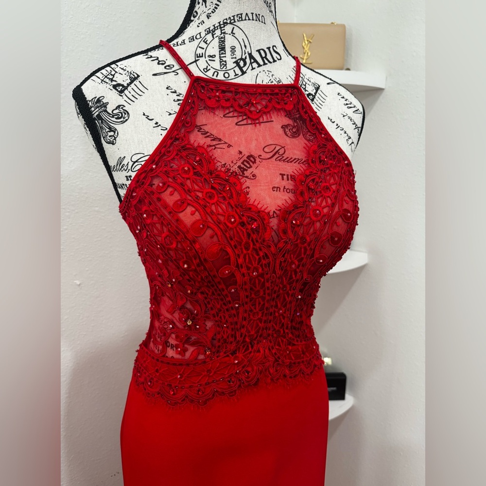 Faviana Red Sweetheart Neckline Sleeveless Prom Gown - Picture 6 of 9